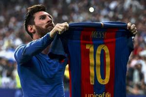 Camp Bernabeu. Albo Real Madryt wreszcie postawi się FC Barcelonie, albo Messi znów "wywiesi pranie"