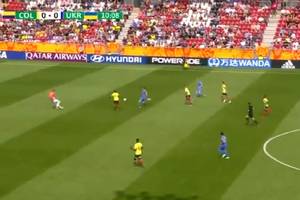 Kuriozalny gol wyrzucił Kolumbię z młodzieżowego mundialu. Bezmyślne zachowanie bramkarza [WIDEO]