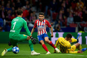 Atletico Madryt odrzuciło kolejną ofertę Milanu. Angel Correa może zostać w La Liga