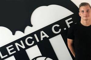 Valencia wypożyczyła pomocnika z Pogoni Szczecin. "Otrzymał znakomitą szansę"