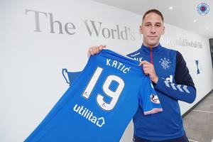 Nowy kontrakt Nikoli Katicia. Piłkarz Rangers FC na dłużej w klubie
