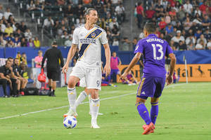 Piłkarz Los Angeles Galaxy o grze ze Zlatanem Ibrahimoviciem: Czasami chciało się zejść z boiska [WIDEO]