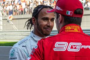 Lewis Hamilton wygrał Grand Prix Meksyku, ale jeszcze nie jest mistrzem. Robert Kubica na ostatnim miejscu