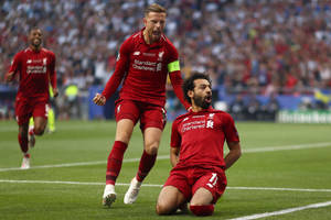 Kontrowersje i piękne bramki w hicie Premier League. Niepokonany Liverpool wygrał z Manchesterem City [WIDEO]