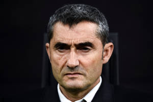 Ernesto Valverde obwiniany za remis w derbach. FC Barcelona wytypowała wymarzonego następcę