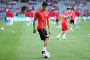 Bartosz Kapustka chciał rozwiązać kontrakt z Leicester City. Legia Warszawa wciąż wierzy w jego transfer