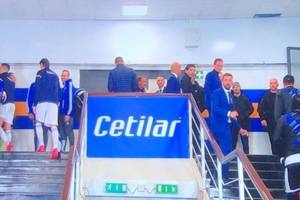Koniec sezonu Serie A jest bliski?! Piłkarze Parmy oraz SPAL czekali w tunelu i wrócili do szatni