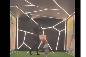 Zlatan Ibrahimović i Paul Pogba rywalizują na piłkarskie sztuczki. "To był zaszczyt pokonać lwa" [WIDEO]