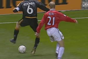 Za takie zagrania kochamy futbol. Piłkarska magia według Redondo, Zidane'a, Bergkampa i innych