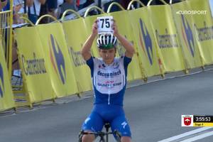 Kolejny wypadek kolarski. Zwycięzca Tour de Pologne spadł w przepaść [WIDEO]