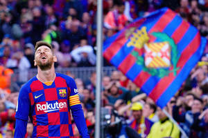 "Leo Messi nie jest tym samym piłkarzem, od kiedy odeszli Xavi oraz Iniesta. Wszystko musi robić sam"