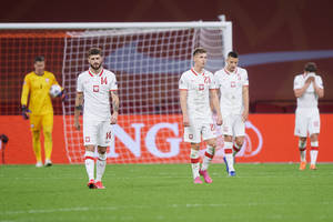 "Z taką grą wstyd pokazać się w Europie. To archaiczny futbol, bez żadnego pomysłu. Od patrzenia bolą oczy"