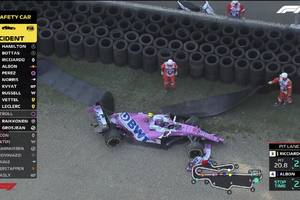Kolejny szalony wyścig w Formule 1! Ośmiu kierowców musiało się wycofać, dwa razy przerywano ściganie [WIDEO]