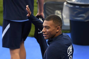 Kylian Mbappe łączony z Juventusem. Dziennikarze puścili wodze wyobraźni