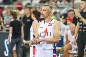 "Umowy z grającymi na pół gwizdka to kopanie sobie grobu". Legenda o kondycji polskiego basketu [NASZ WYWIAD]
