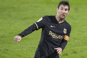 "Leo Messi to jedyny piłkarz, który ma prawo spacerować obok obrońcy. To jest normalne"
