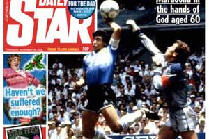 Skandaliczna okładka brytyjskiego dziennika z Diego Maradoną. "Gdzie był VAR, gdy go potrzebowaliśmy?"