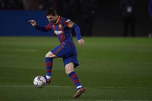 Leo Messi uzgodnił pięcioletni kontrakt z FC Barceloną! Obniży swoją pensję co najmniej dwukrotnie