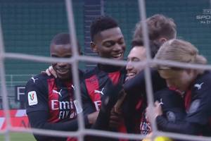 AC Milan w ćwierćfinale Pucharu Włoch. O awansie rozstrzygnęły dopiero rzuty karne