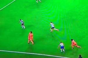 Akcja Cristiano Ronaldo podbija internet. Prawie dwa miliony wyświetleń. "To po prostu komiczne" [WIDEO]