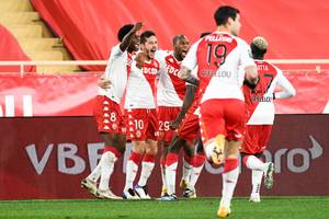 Sensacyjna porażka PSG! Paryżanie przegrali z Monaco na własnym boisku [WIDEO]