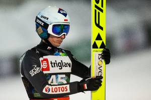 Kamil Stoch odpalił petardę i...uspokaja emocje. "Czuję za sobą obecność takiego małego chochlika"