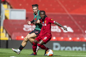 Dostał "wędkę" od Kloppa, w lecie odejdzie z klubu? Transferowy niewypał na wylocie z Liverpoolu