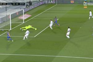 Real Madryt ograł FC Barcelonę! Trzy gole, czerwona kartka i wielkie emocje w El Clasico [WIDEO]