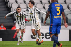 Niepewna przyszłość trzech wielkich gwiazd Juventusu. Paulo Dybala najbliżej odejścia