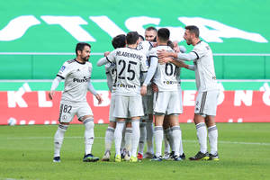 Składy na mecz Legia Warszawa - Wisła Kraków. Mistrzowie Polski wracają do gry