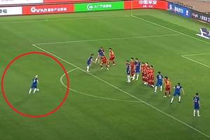 Polacy za granicą. Co za tydzień! Sousa zaciera ręce przed Euro, cudowny gol z rzutu wolnego [WIDEO]