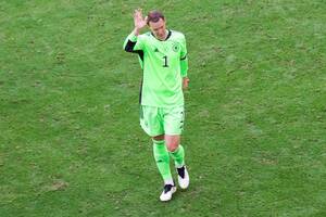 Manuel Neuer stanął w obronie Joachima Loewa. "Naznaczył epokę. Wiele mu zawdzięczamy"