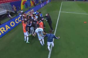 Wielki klasyk w finale Copa America! Argentyński bramkarz królem rzutów karnych [WIDEO]