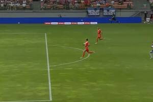 Ekstraklasa wróciła do gry! Kuriozalna akcja w pierwszym meczu sezonu. "Głupi i głupszy" [WIDEO]