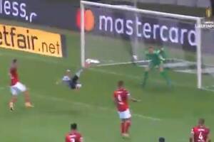 Przepiękna przewrotka i popis Hulka. Niesamowity mecz w Copa Libertadores [WIDEO]