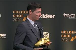 Robert Lewandowski z prestiżową nagrodą w drugim roku z rzędu. Ogromna przewaga Polaka nad resztą stawki!