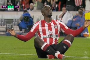 Brentford urwało punkty Liverpoolowi! Sześć goli na stadionie beniaminka, zepsuty jubileusz Salaha [WIDEO]