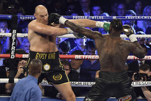 Tyson Fury zakpił z Deontaya Wildera. Amerykański bokser został ośmieszony