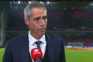 Paulo Sousa cieszy się z powodu Matty'ego Casha. "On jest dla nas szansą"