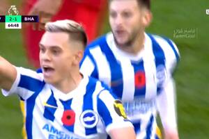 Brighton wyrwało punkt Liverpoolowi, odrobiło dwa gole straty! Chelsea powiększyła przewagę w tabeli [WIDEO]