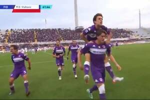 Show Dusana Vlahovicia! Hat-trick serbskiego snajpera, piękna akcja bramkowa Fiorentiny [WIDEO]