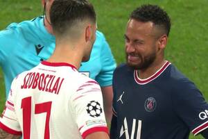 Tak Neymar starał się wyprowadzić rywala z równowagi. "Jesteś pewien?"