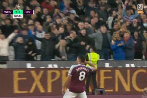 West Ham lepszy od Liverpoolu! Samobój Alissona i kapitalne trafienie z rzutu wolnego [WIDEO]