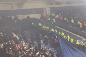 Kibice Legii w areszcie, policjanci w szpitalu. Podano bilans burd podczas meczu z Leicester City