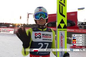 Polacy nie liczą się w Vikersund. Marius Lindvik w połowie drogi po złoty medal