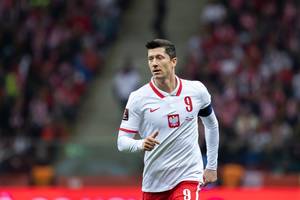 Robert Lewandowski zagra w meczu ze Szkocją? Napastnik zabrał głos. "Dla mnie decyzja jest jasna"