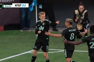 Wspaniały gol Karola Świderskiego! Kolejny dublet Polaka w MLS [WIDEO]
