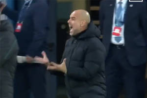 Pep Guardiola wpadł w furię. Wielki wybuch po zagraniu piłkarza Manchesteru City [WIDEO]