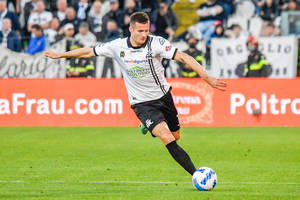Udany wieczór dla Kiwiora, pechowy dla Recy. Klub Polaków utrzymał się w Serie A!