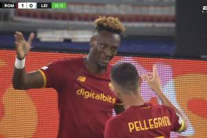 Arkadiusz Milik nie pomógł Marsylii. AS Roma zagra z Feyenoordem w finale Ligi Konferencji [WIDEO]